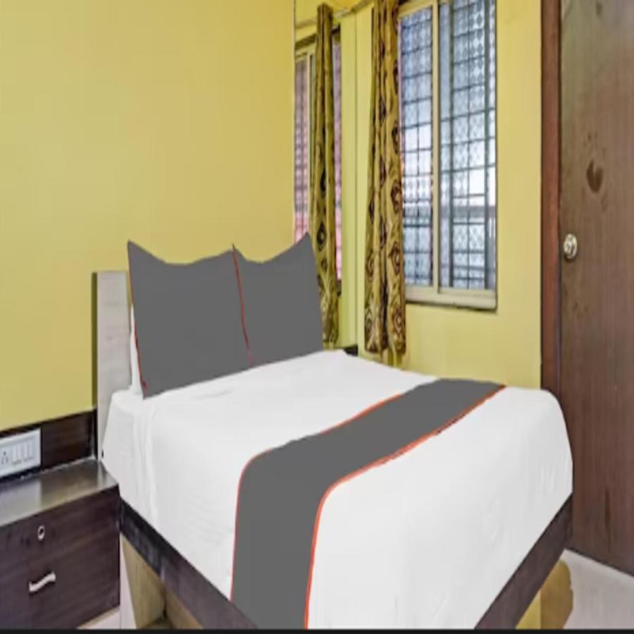 Carnival Hotel Pune Bagian luar foto