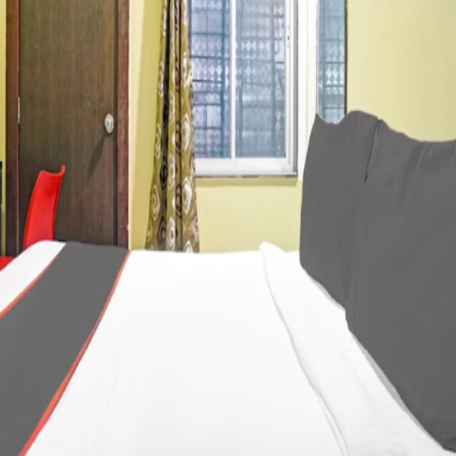 Carnival Hotel Pune Bagian luar foto